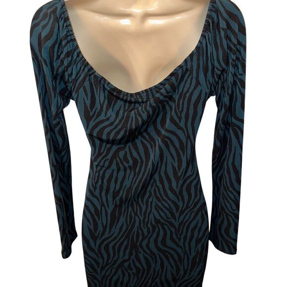 NWT All In Favor Zebra Print Dress - Picture 5 of 11